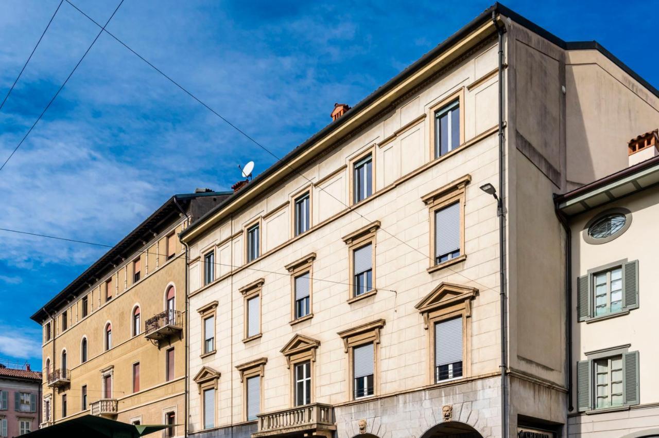 Casavacanza Orchidea 2 Bergamo Luaran gambar