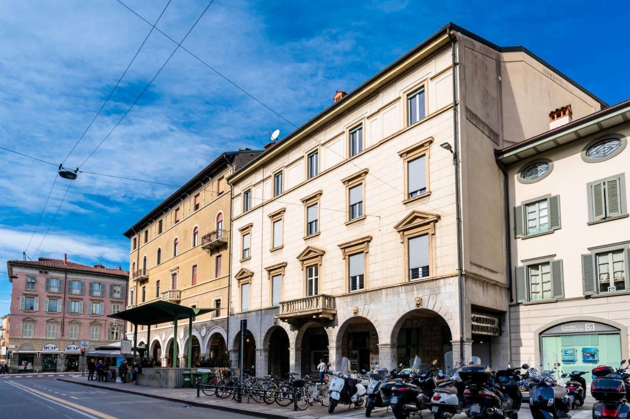 Casavacanza Orchidea 2 Bergamo Luaran gambar